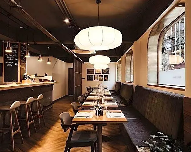 Nomad 4* Kathmandu