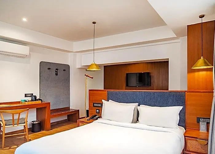 Nomad Hotel 4*