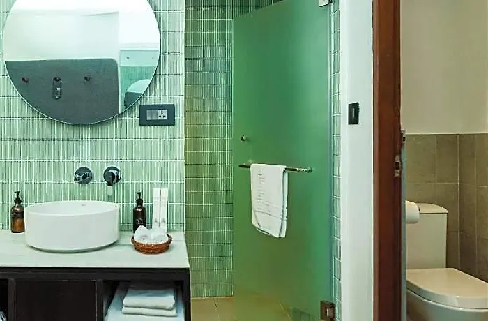 Nomad Hotel 4*