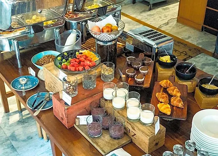 Nomad Hotel