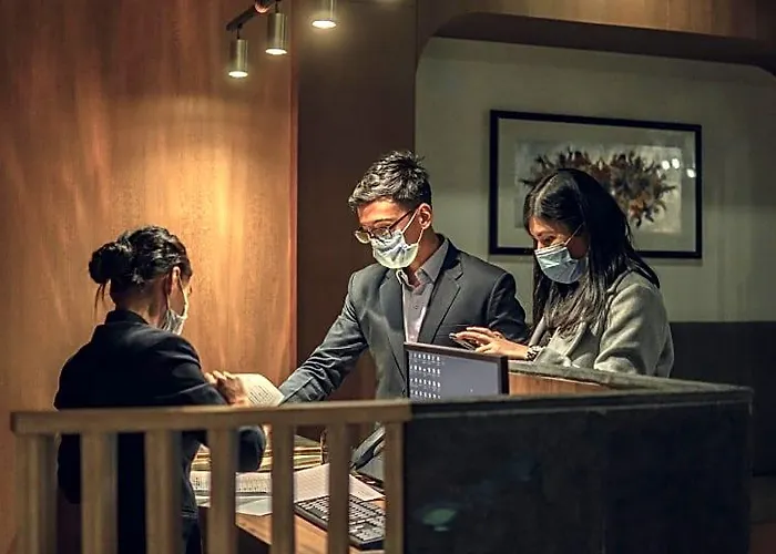 Hotel Nomad